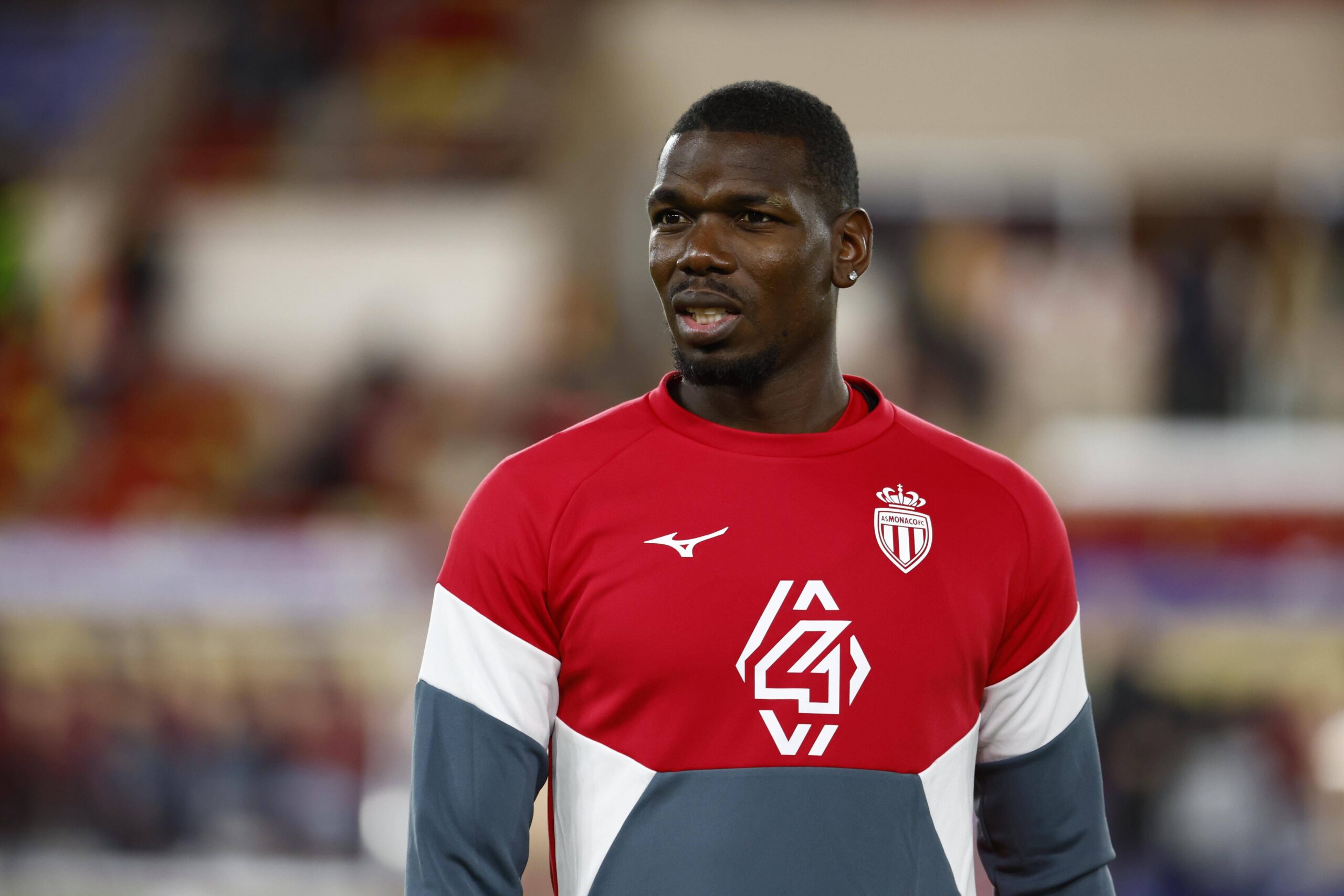 Paul Pogba durante un riscaldamento con il Monaco