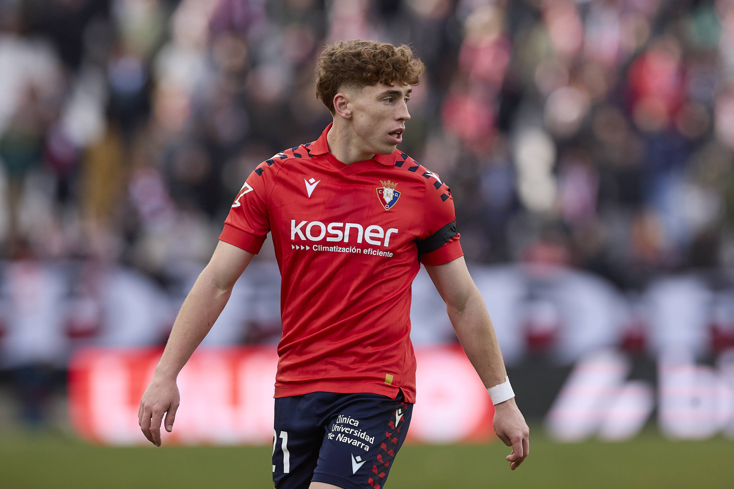 Victor Munoz con la maglia dell'Osasuna