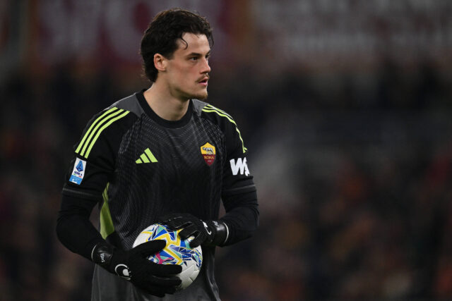 Mile Svilar, portiere della Roma