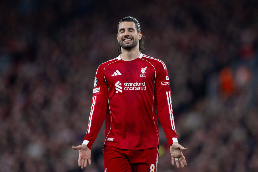 Szoboszlai in azione con il Liverpool