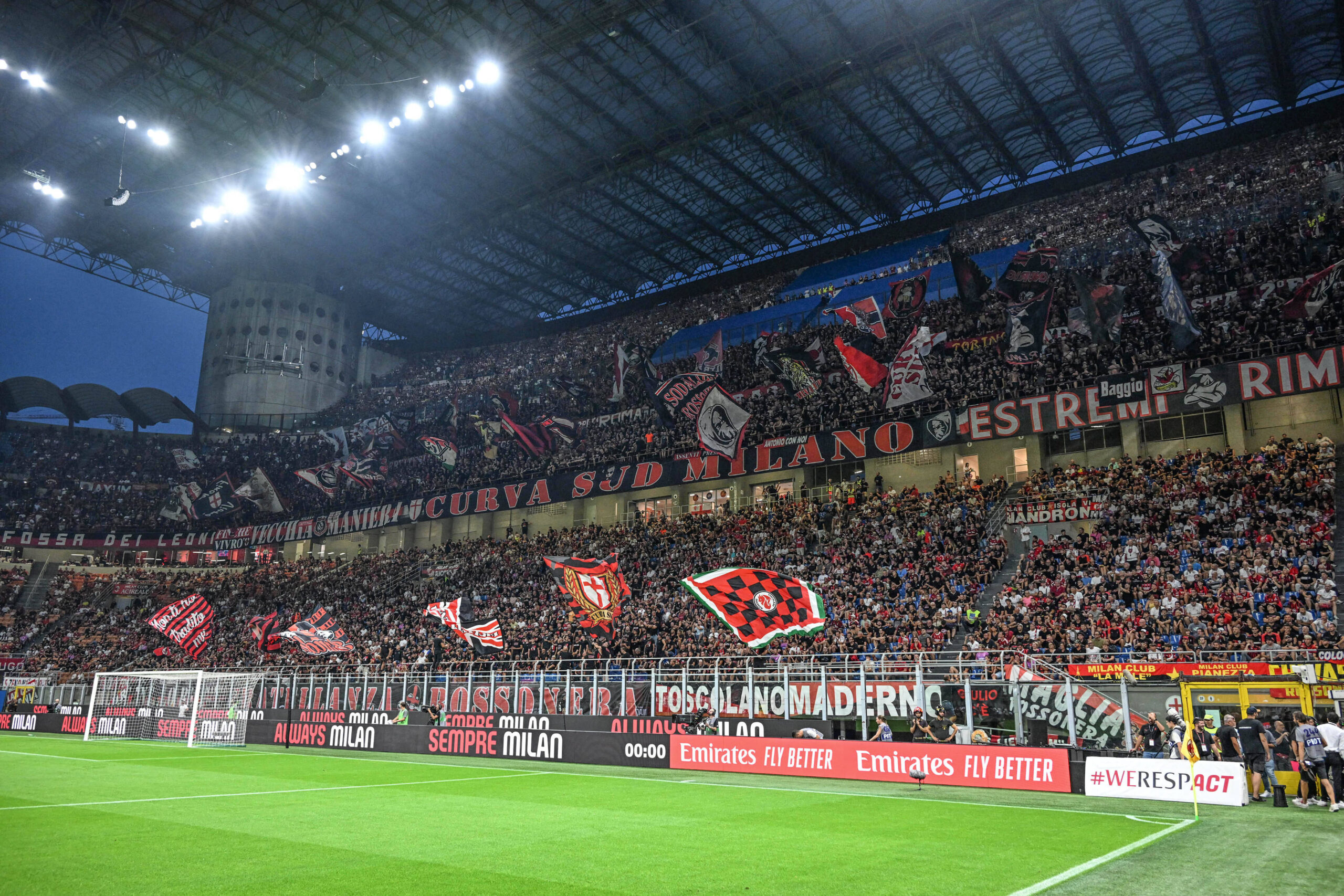 Curva Sud del Milan
