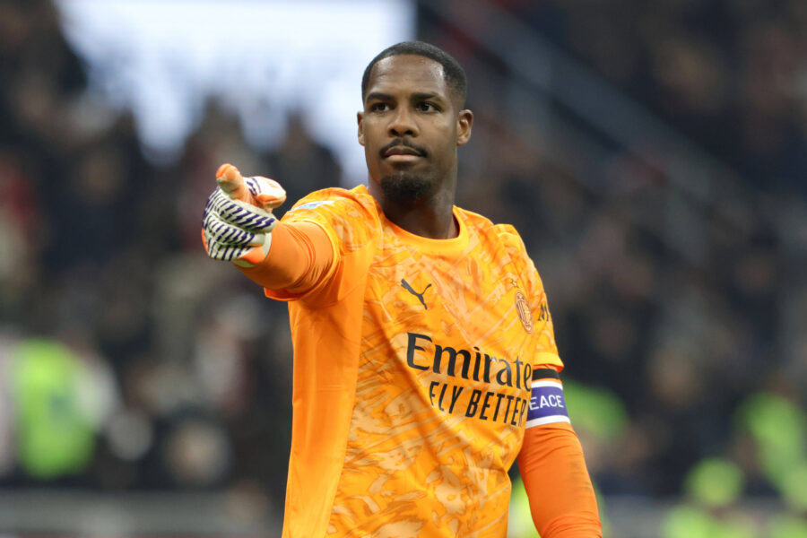 Maignan durante Milan-Inter