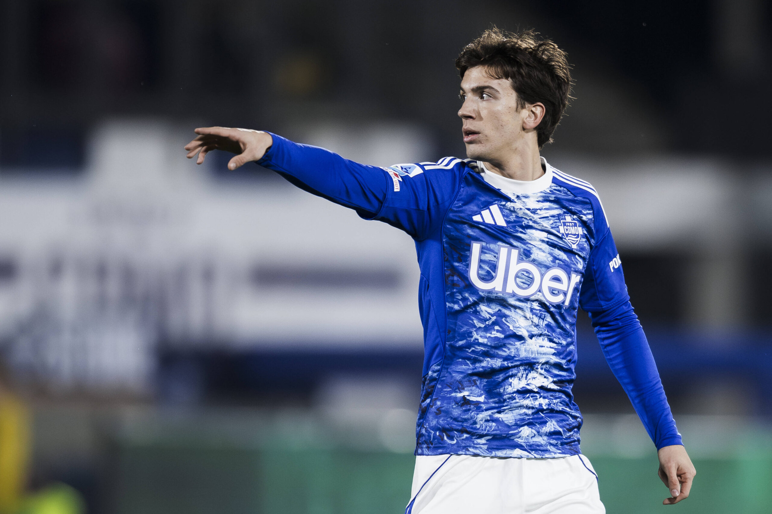 Maximo Perrone centrocampista del Como