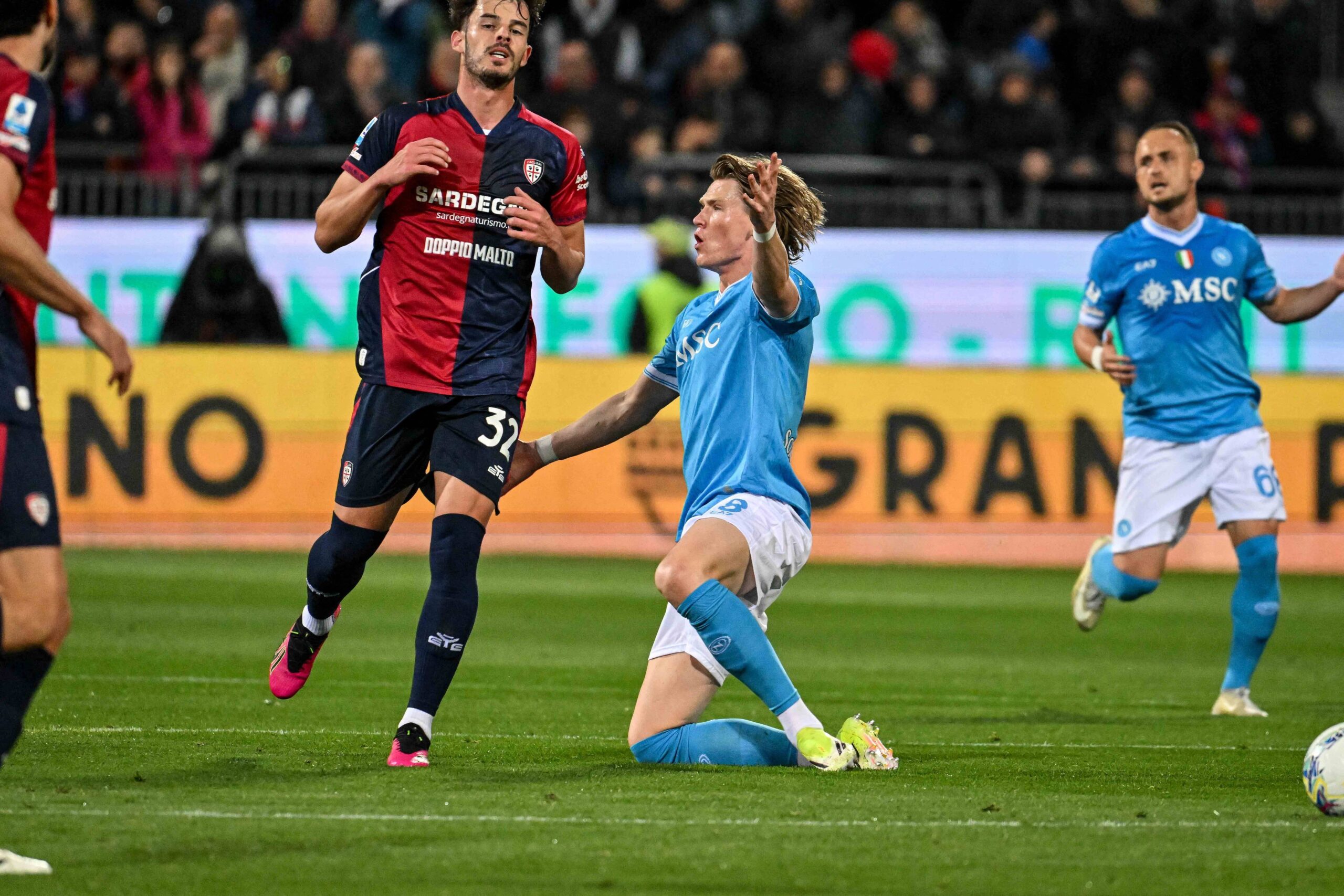 Il centrocampista del Napoli Scott McTominay