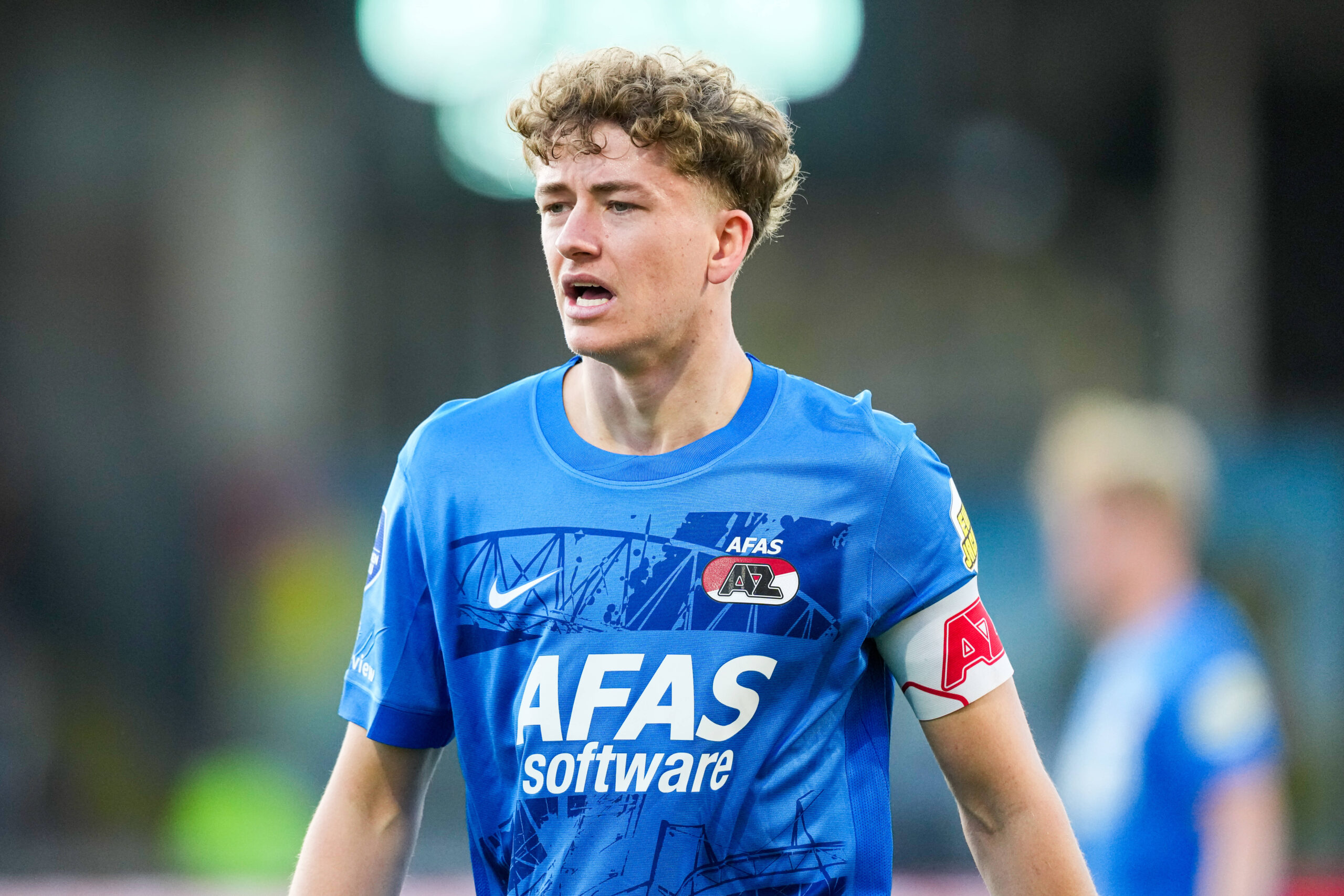Sven Mijnans in azione con l'Az Alkmaar