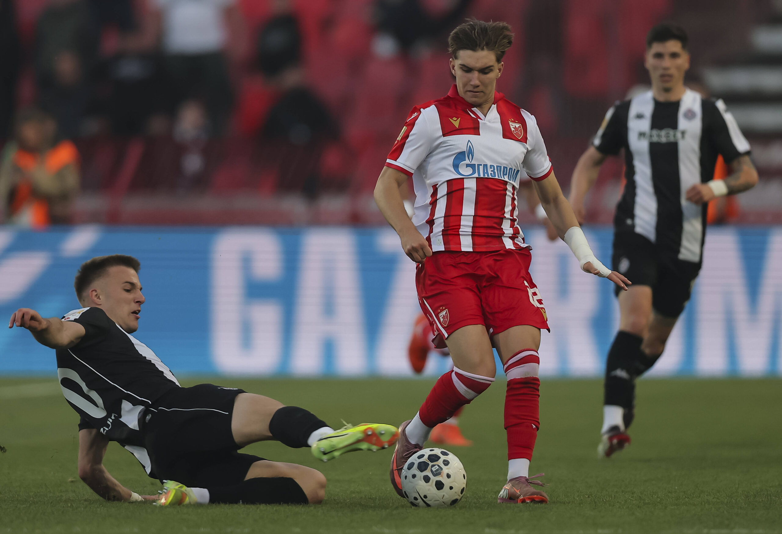 Vasilije Kostov trequartista della Stella Rossa