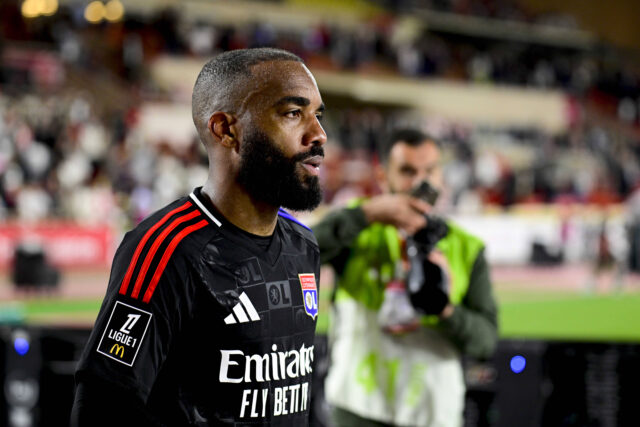 L'attaccante francese Alexandre Lacazette