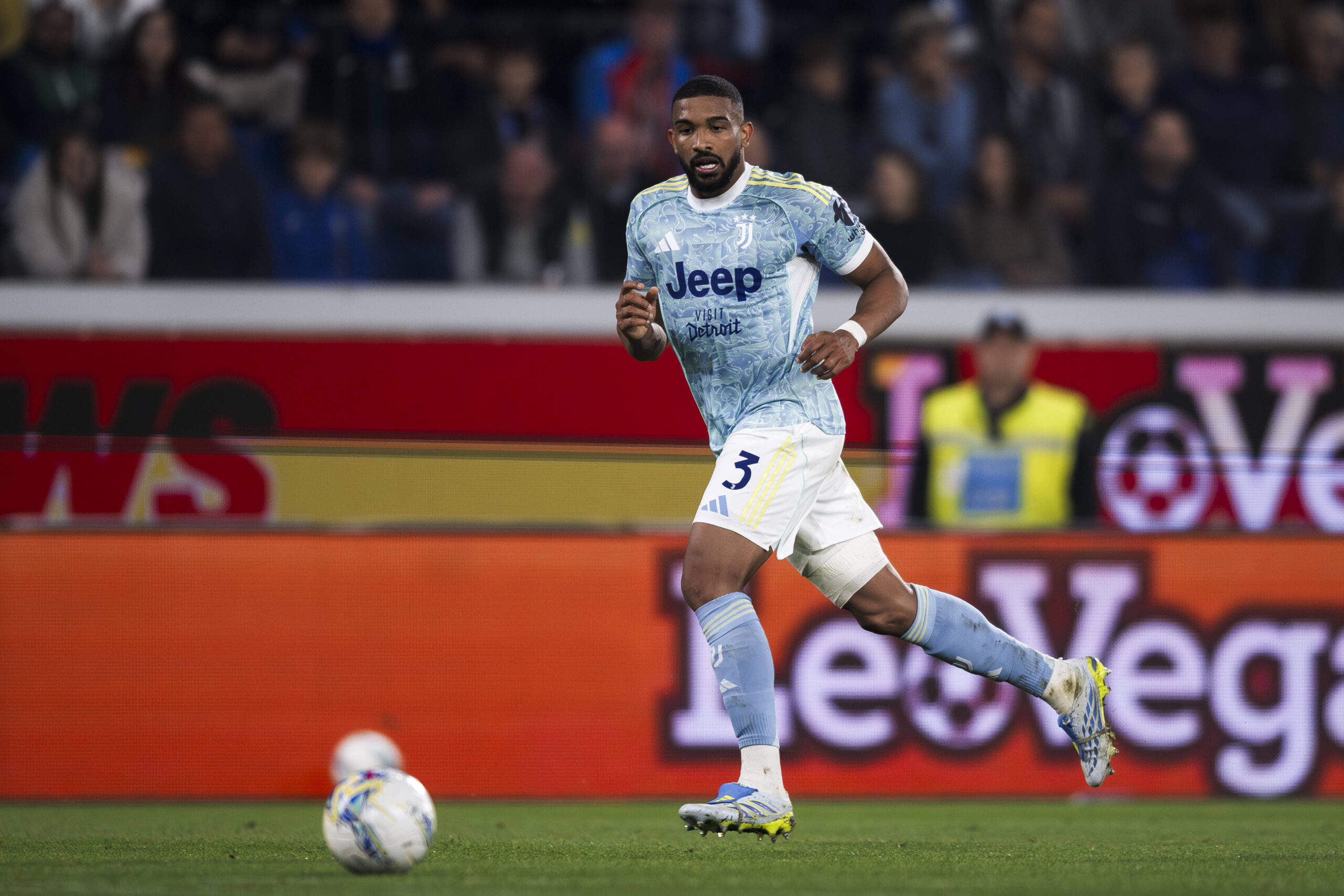 Bremer durante Atalanta-Juventus