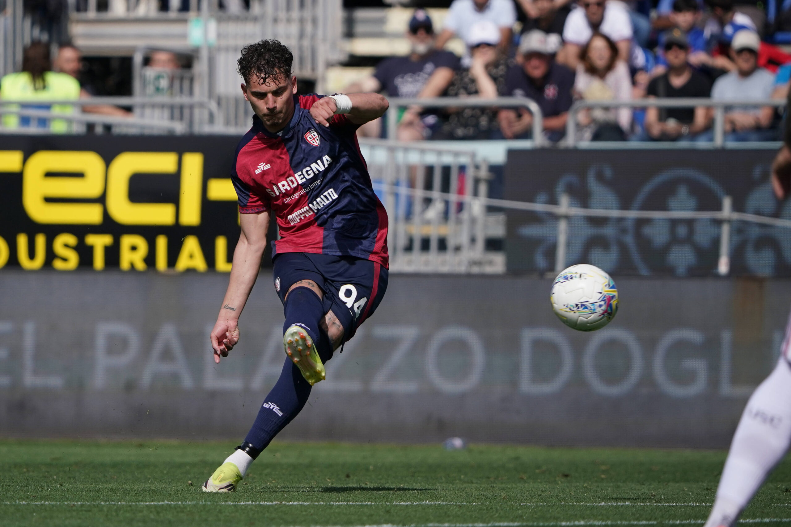 Sebastiano Esposito, prima stagione al Cagliari