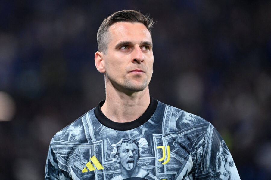 Nuovo infortunio per Arkadiusz Milik