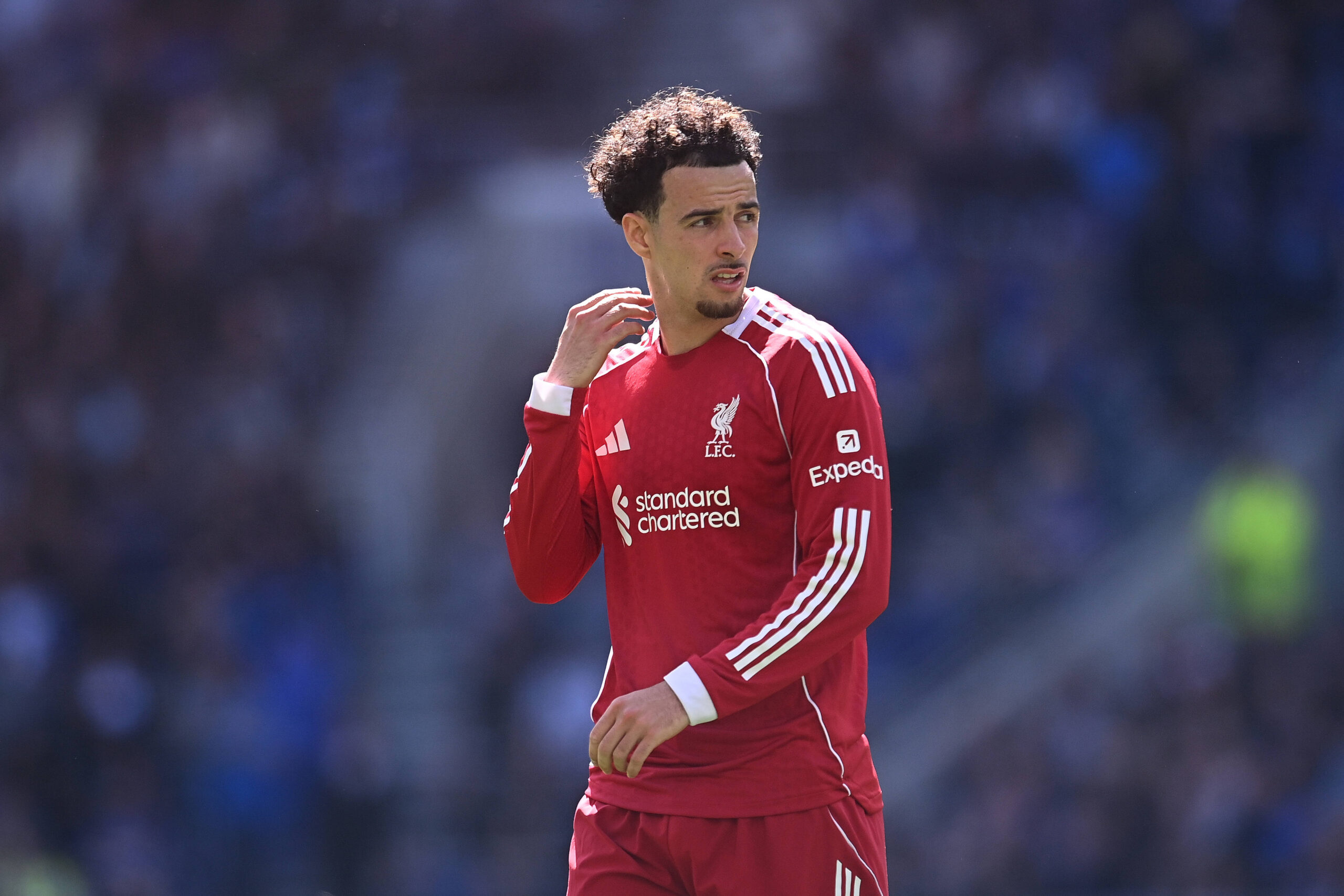 Curtis Jones centrocampista del Liverpool