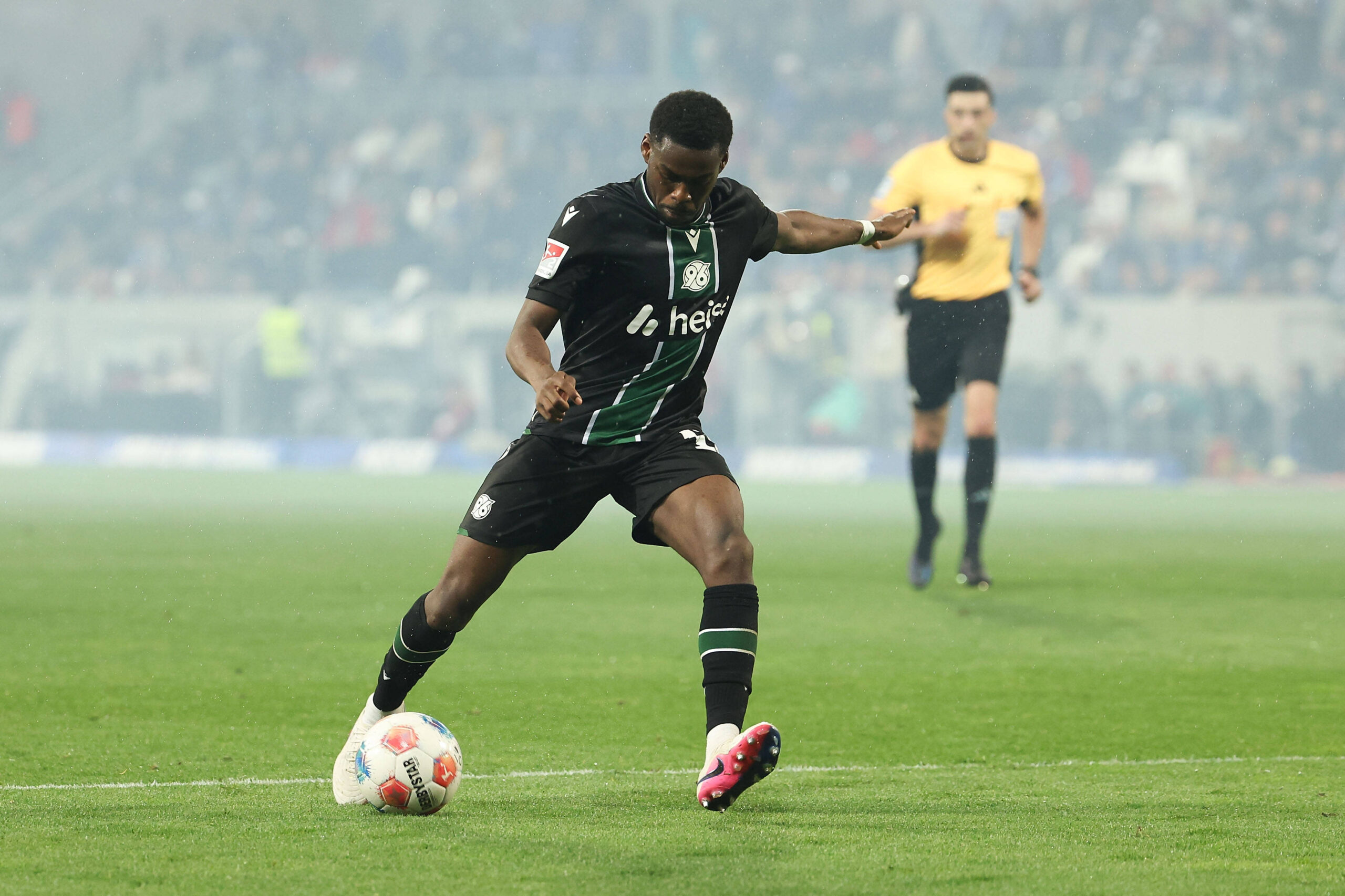 Noel Aseko, mediano di proprietà del Bayern Monaco