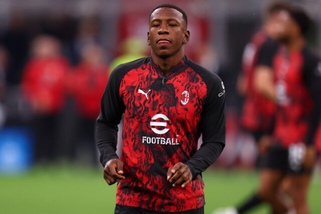 L'esterno del Milan Pervis Estupinan
