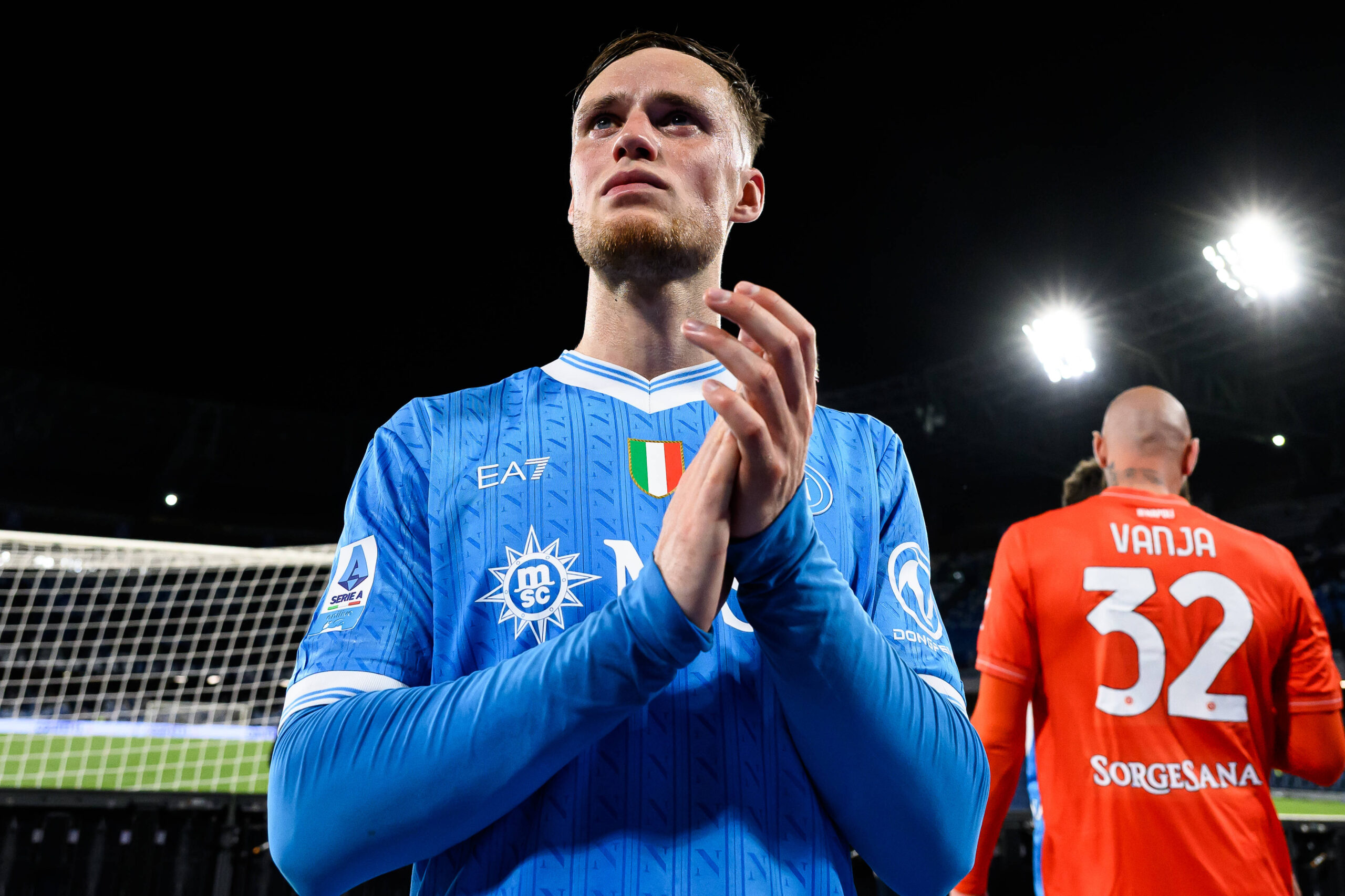 Sam Beukema durante una partita con il Napoli