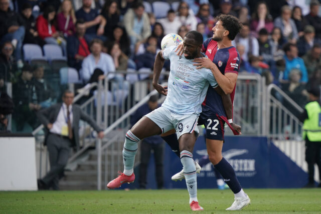 Davis e Dossena in Cagliari-Udinese