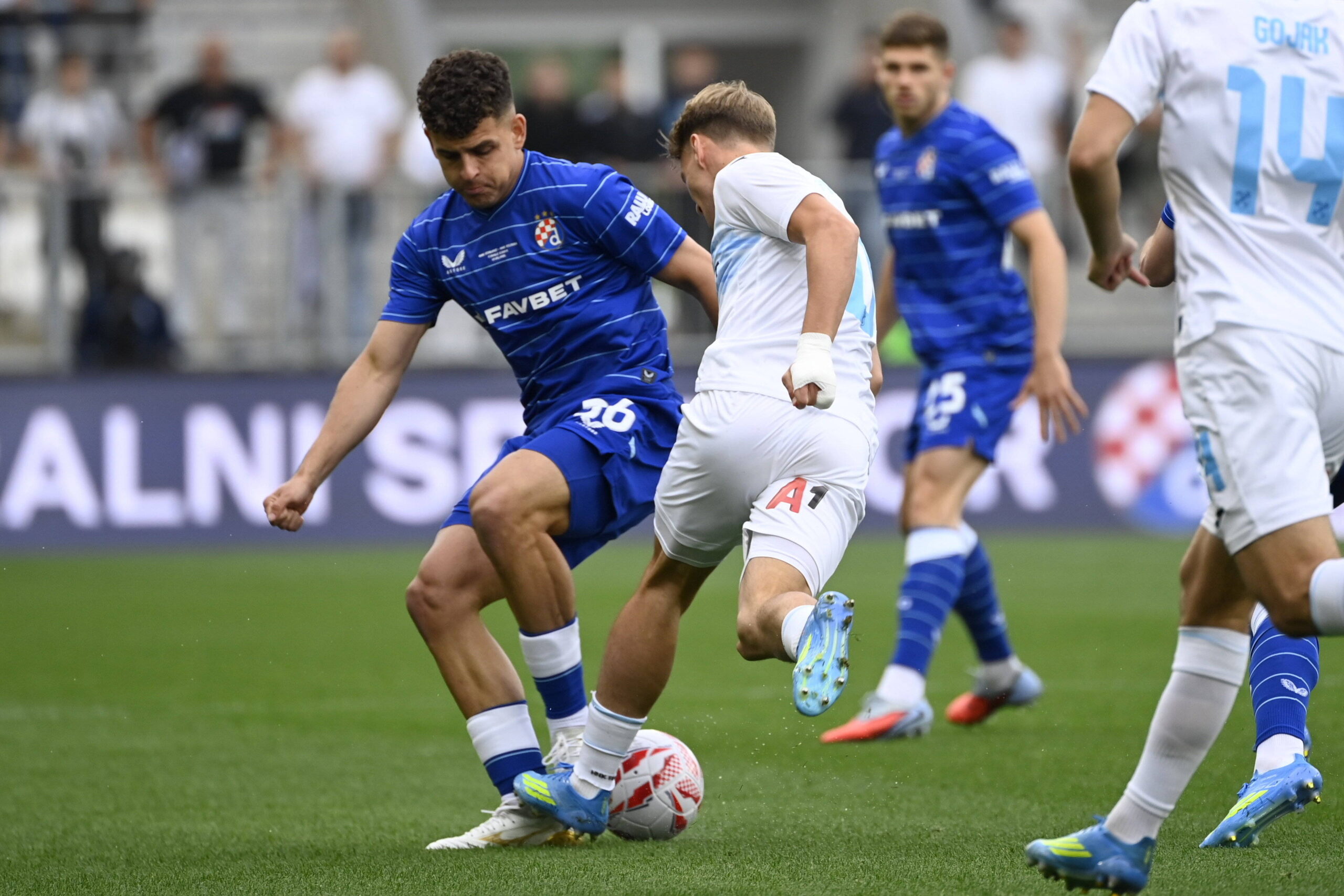 Sergi Dominguez difensore della Dinamo Zagabria