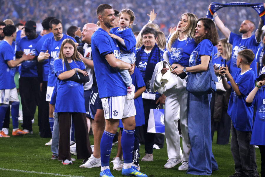 Dzeko promosso in Bundesliga con lo Schalke