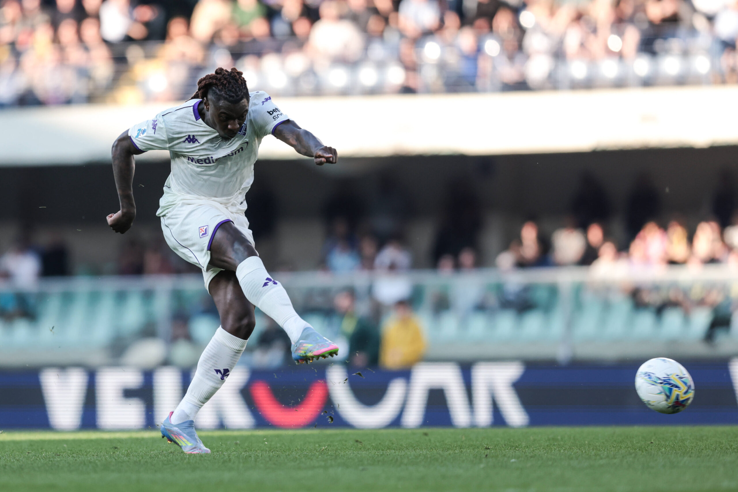 Moise Kean nel mirino della Roma