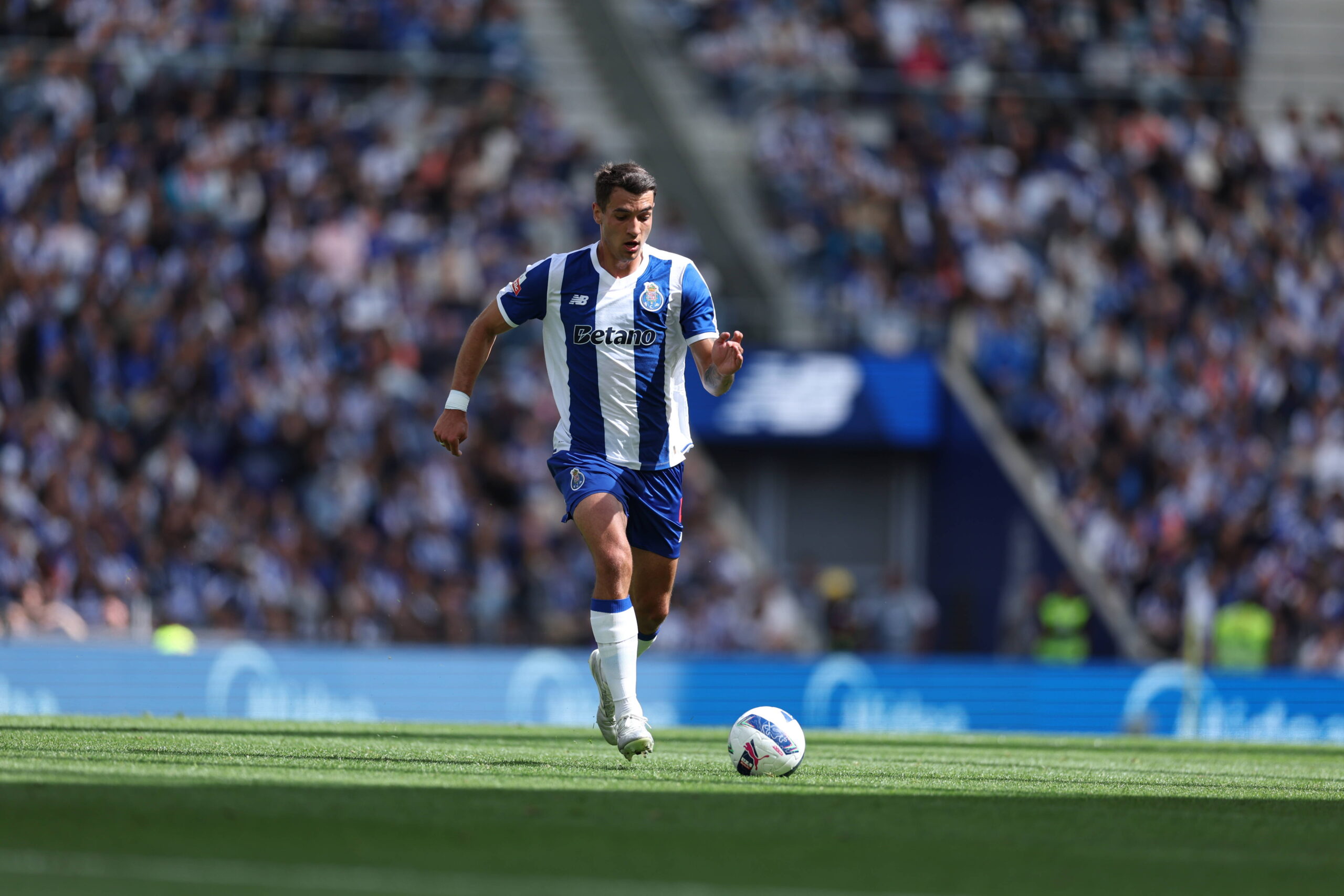 Jakub Kiwior, difensore del Porto