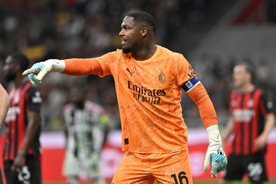 Maignan durante Milan-Juventus