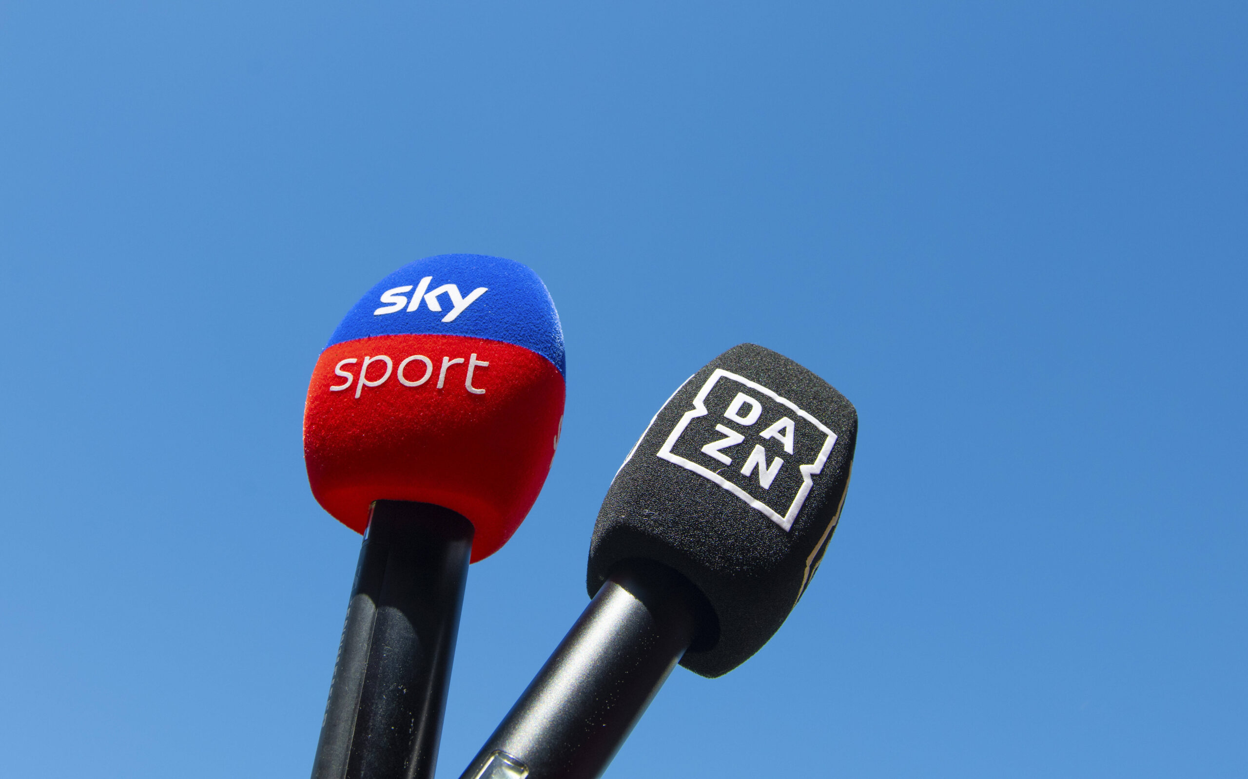 Microfoni Sky e DAZN