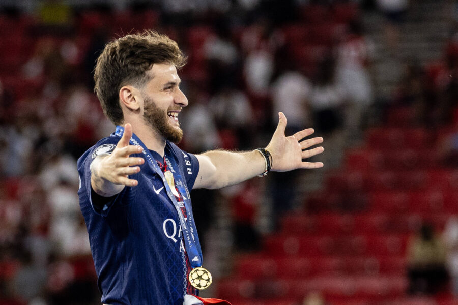 Khvicha Kvaratskhelia, MVP della Champions League