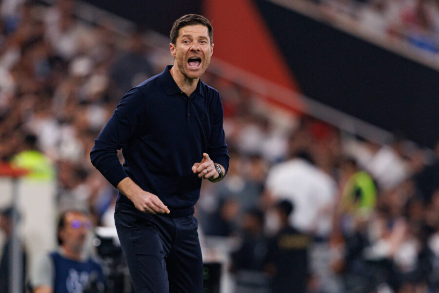 Xabi Alonso nelle vetsi di allenatore del Real Madrid