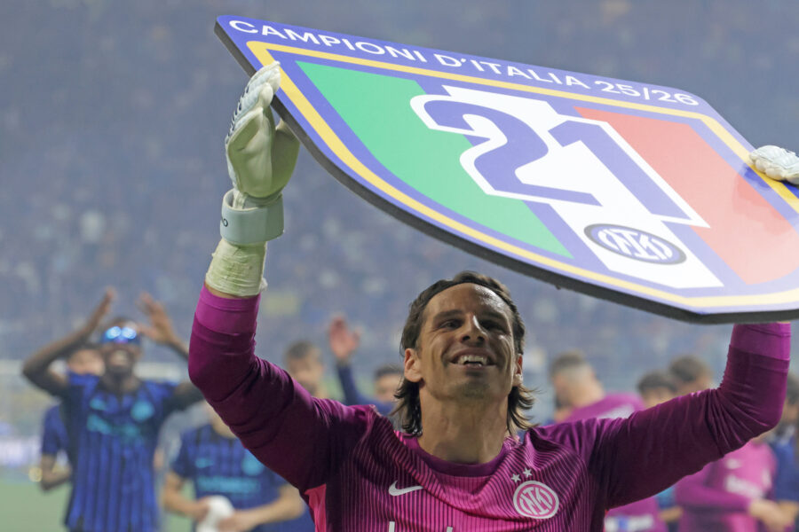YANN SOMMER, esulta per la vittoria dello scudetto