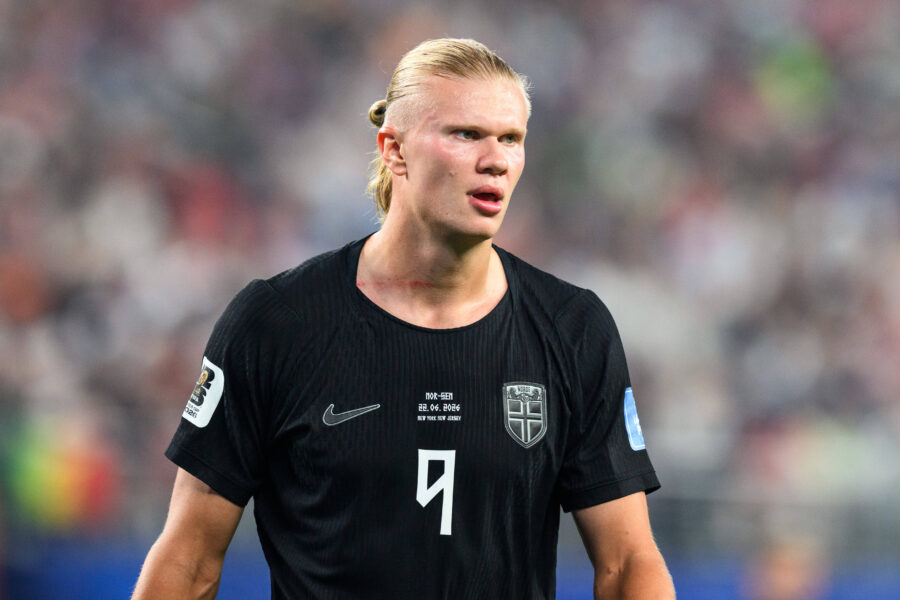 Haaland con la maglia della Nirvegia