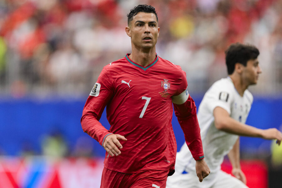Cristiano Ronaldo contro l'Uzbekistan