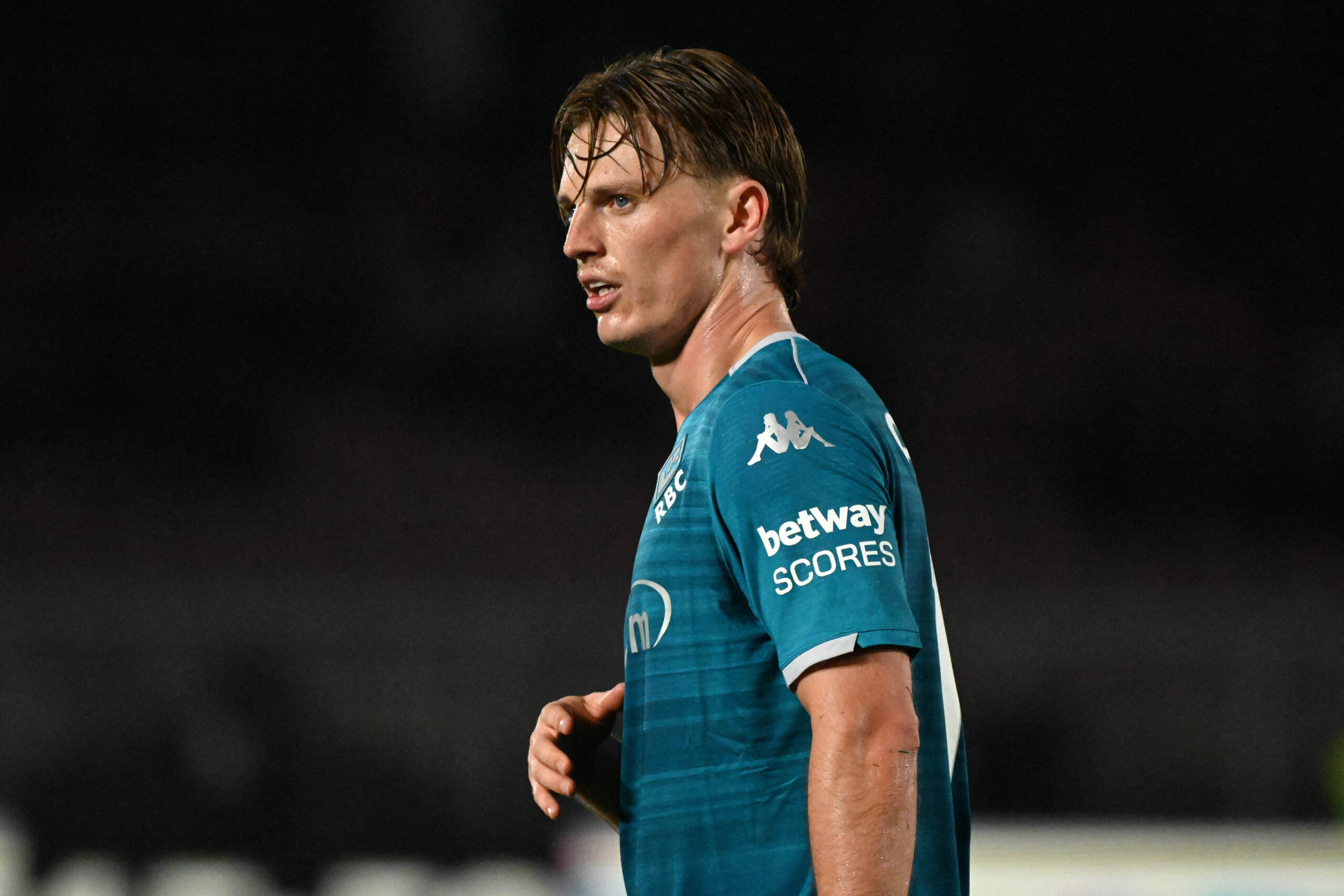 Gudmundsson in uscita dalla Fiorentina