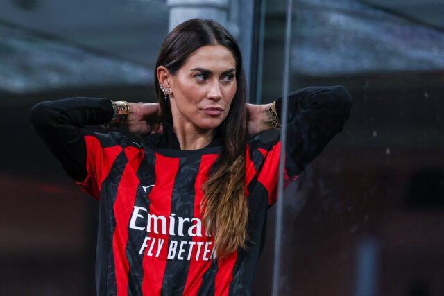 Melissa Satta in tribuna a seguire il Milan