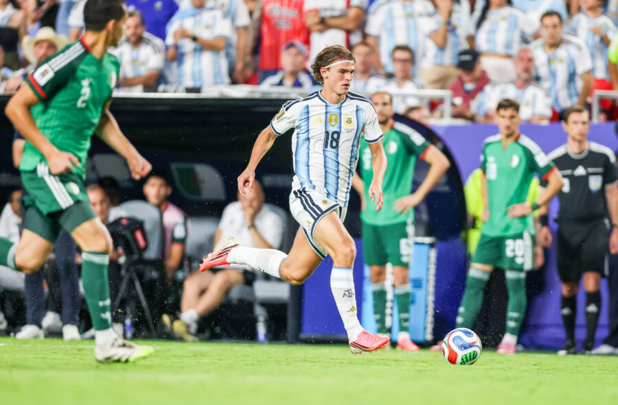 Nico Paz torna al Como, affare in chiusura