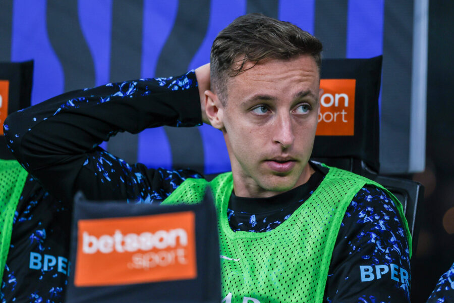 Davide Frattesi in uscita dall'Inter