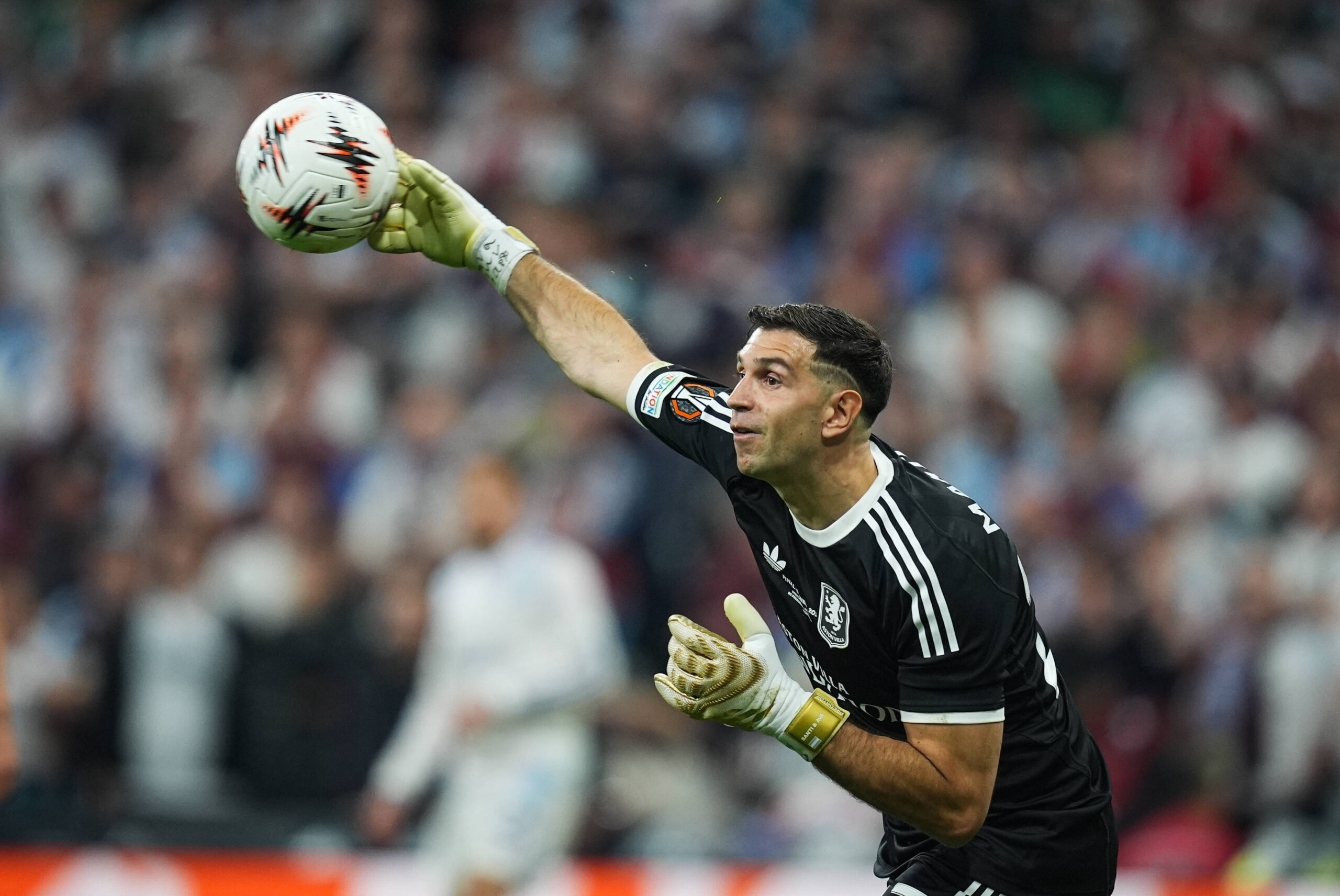 Il portiere dell'Aston Villa e dell'Argentina Emiliano Martinez
