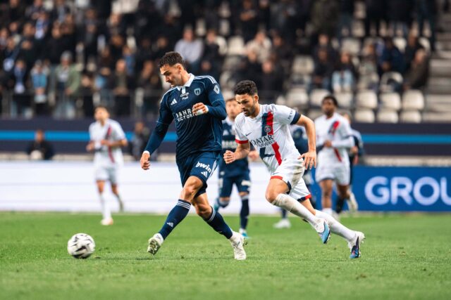 Coppola in azione con il Paris FC