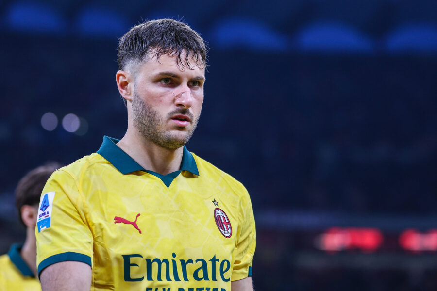 Santiago Gimenez può lasciare il Milan
