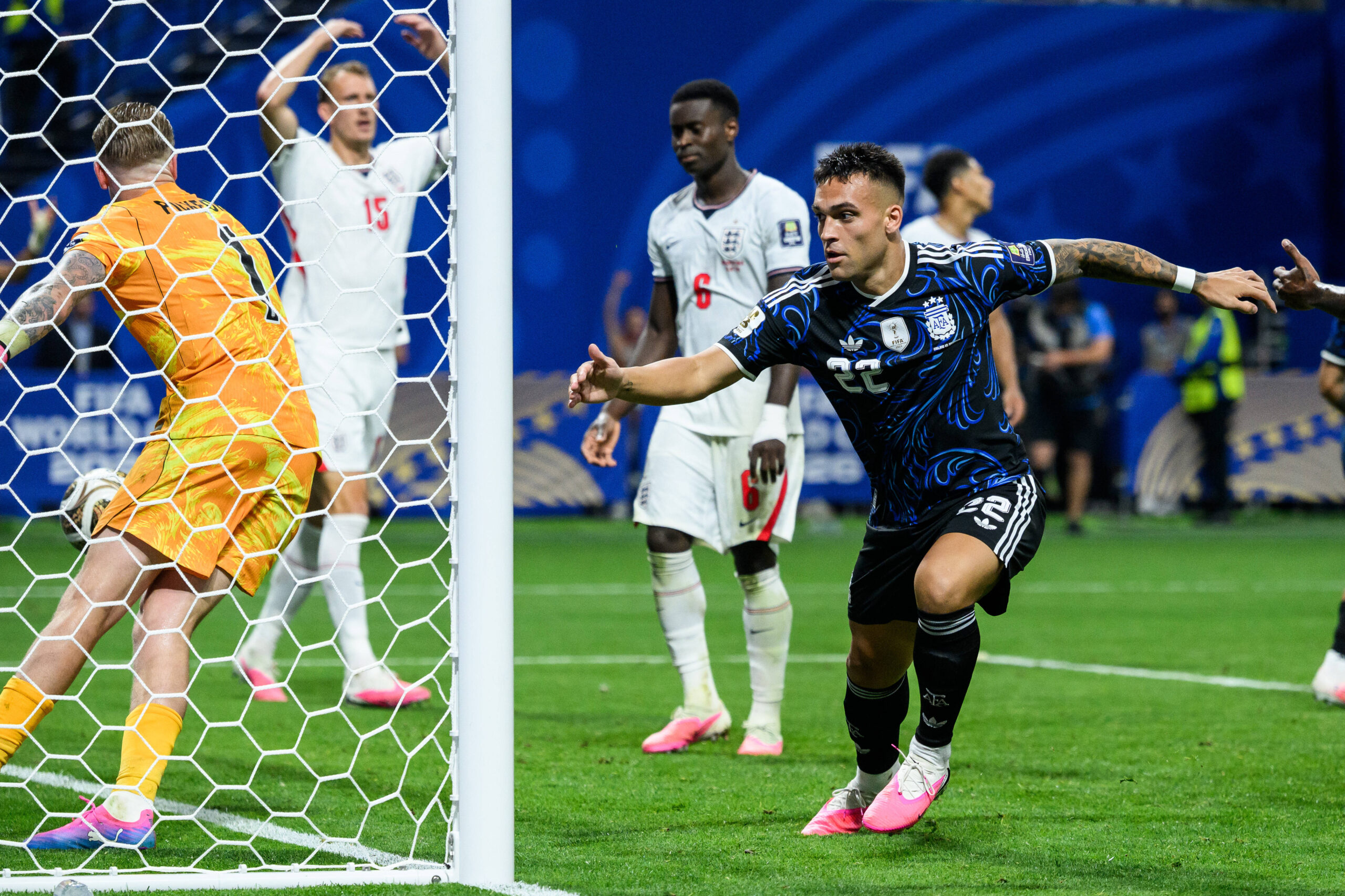Lautaro martinez sigla il gol decisivo contro l'Inghilterra