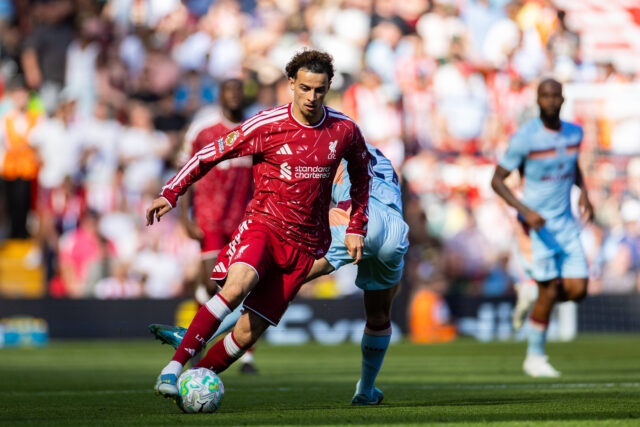 Curtis Jones giocatore del Liverpool