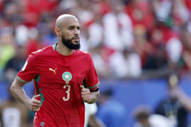 Mazraoui in un match con il Marocco