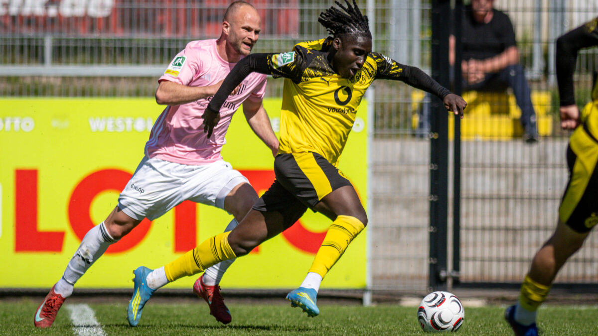 Diallo giocatore del Borussia Dortmund