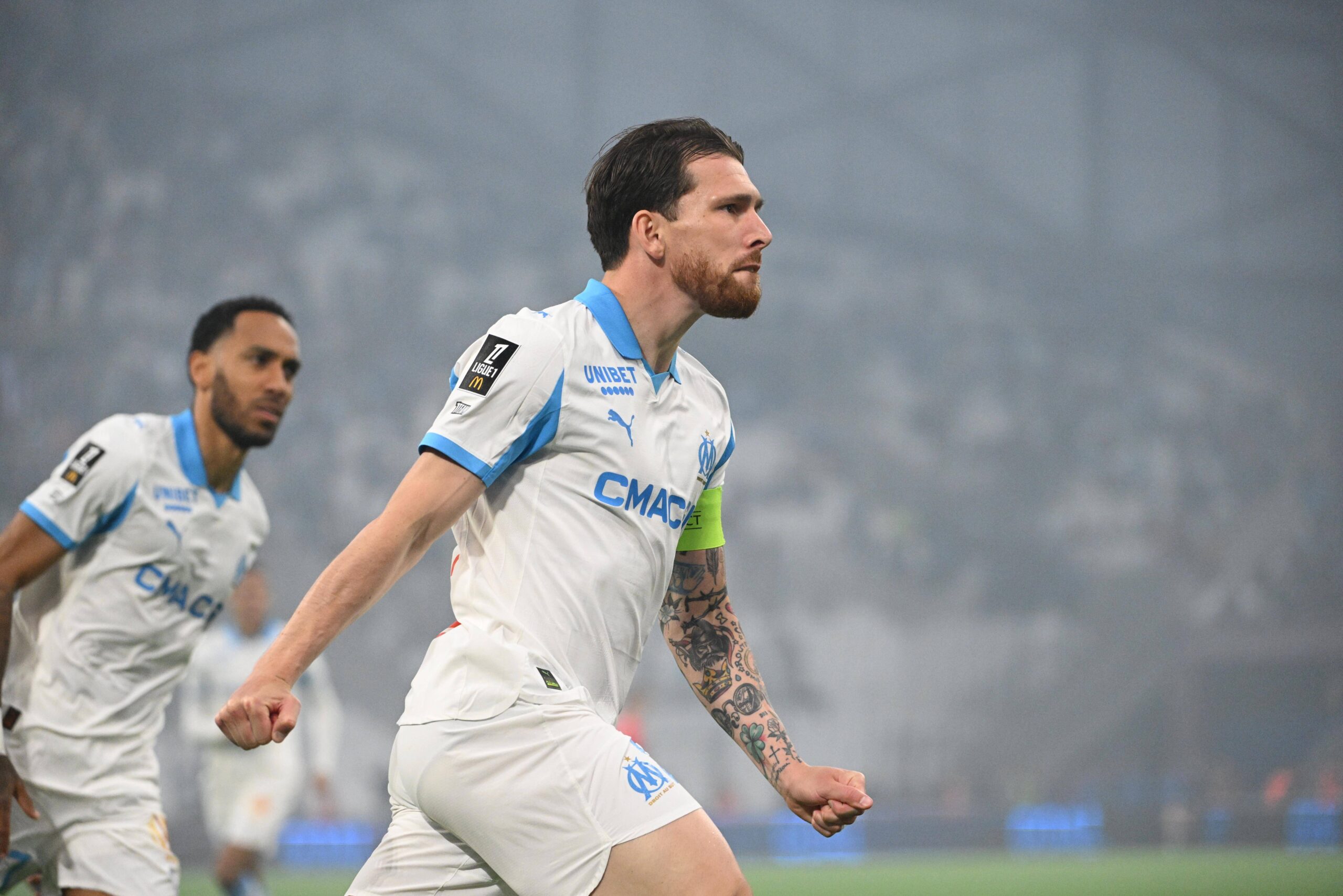 Hojbjerg esulta dopo un gol