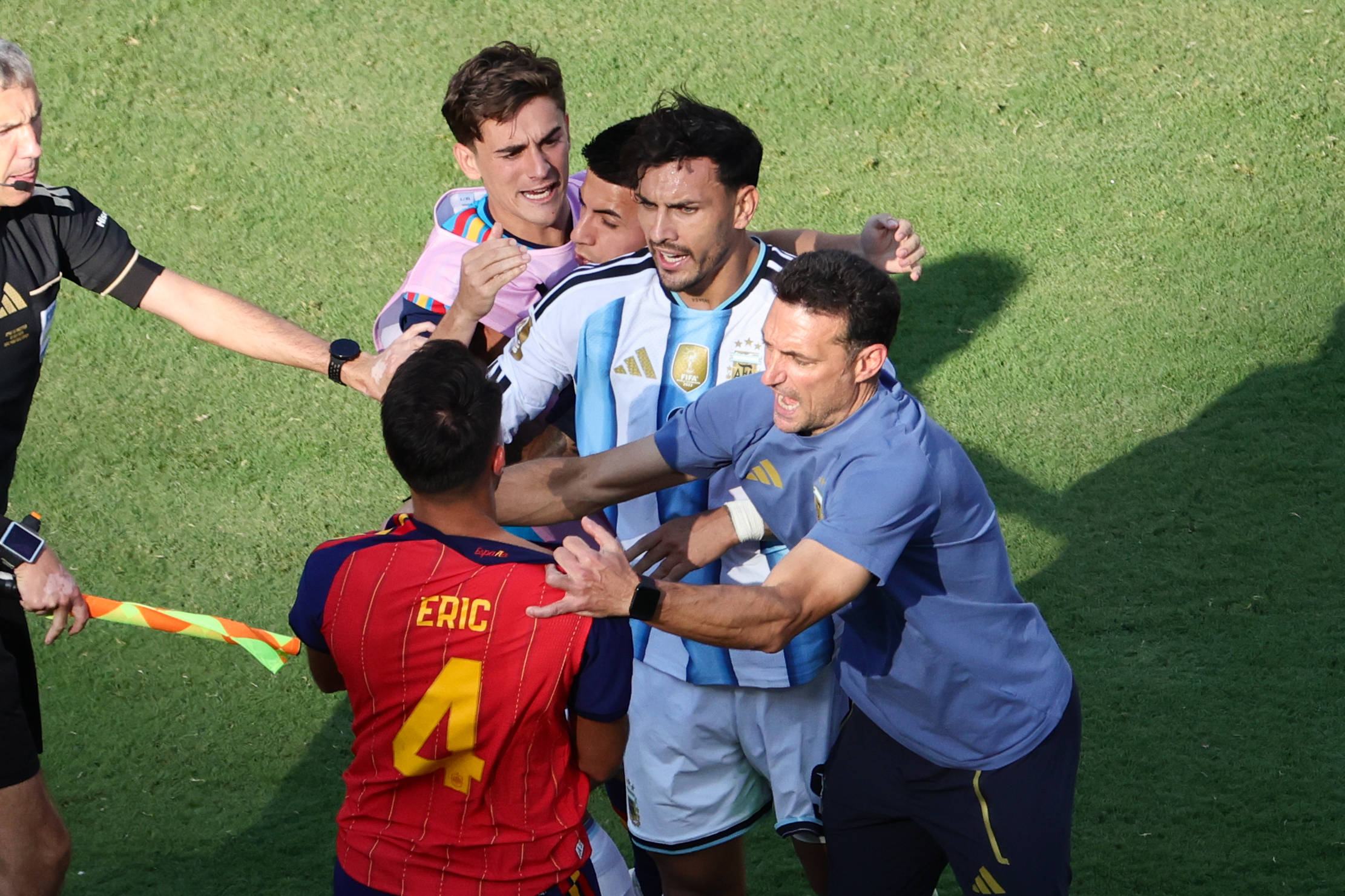 Spagna- Argentina, tensione al fischio finale