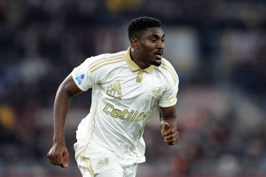 Rafiu Durosinmi con la maglia del Pisa