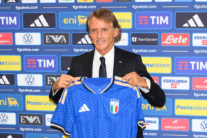 Roberto Mancini con la maglia della Nazionale