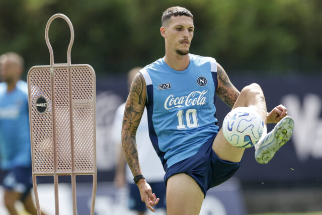 Rafa Marin resta al Napoli