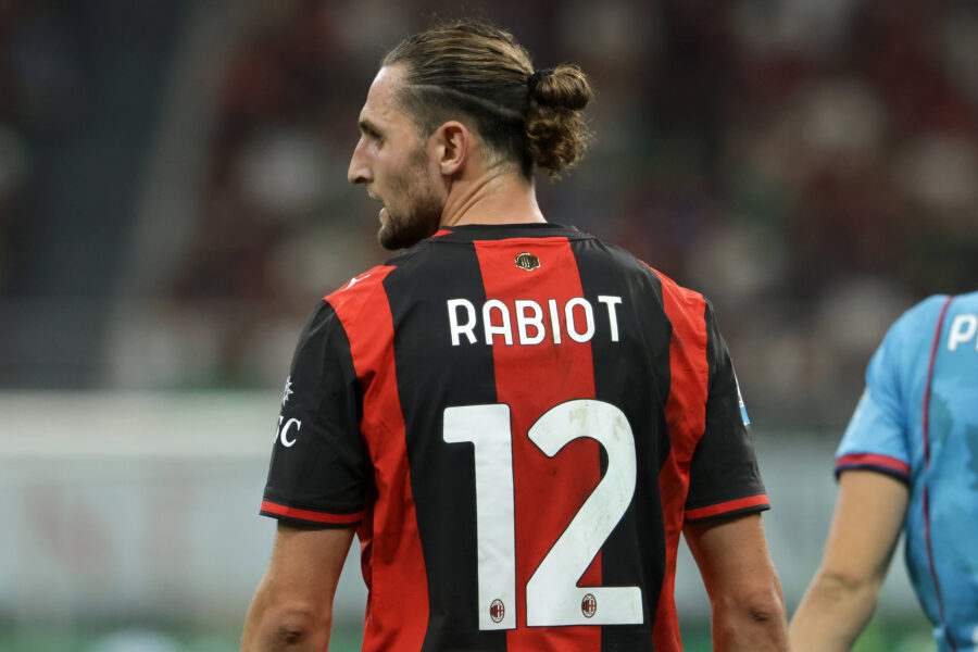 adrien rabiot centrocampista del milan