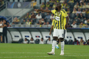 Lukaku in azione con il Fenerbahce