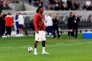 August 5, 2026, Perth, Wa, Australia: Rafael Leao of AC Milans warms up during the Calcio Italiano match between AC Milan and Internazionale FC at Optus Stadium in Perth. Perth Australia - ZUMAc318 20260805_znp_c318_016 Copyright: xJohnxCarusix