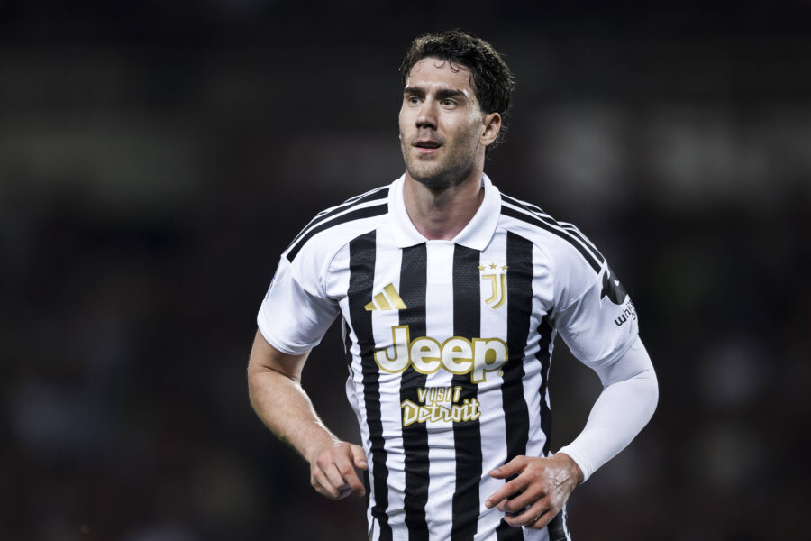 dusan vlahovic con la maglia della Juventus